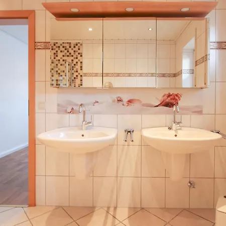 Pensionat Brise8 - Greetsiel 4*